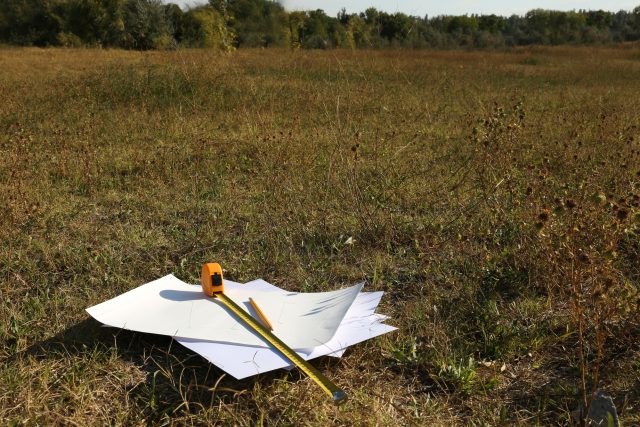 Działalność deweloperska – od zakupu gruntów po uzyskanie pozwoleń na budowę